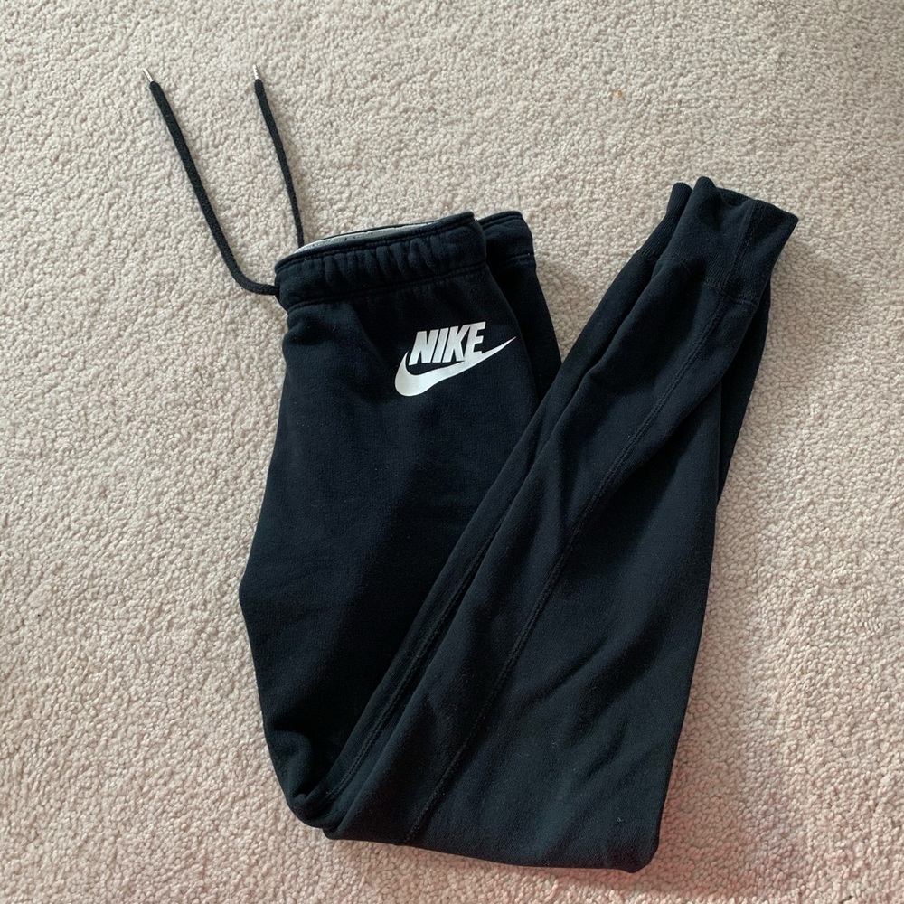 Nike Skinny Joggers